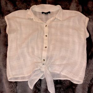 White crop top collared blouse